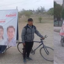 Chango salteño quiere ser concejal y hace su campaña a pulmón arriba de una bici