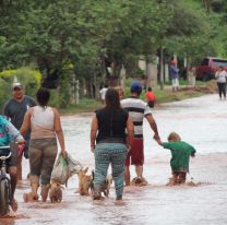En J. V. González 30 personas fueron evacuadas y hay 150 familias anegadas por las lluvias