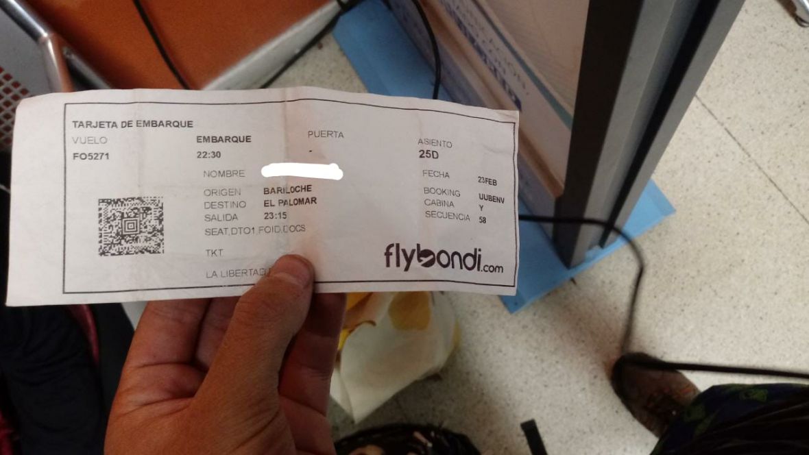 FlyBondi con fallas: ahora volvió a suspender un vuelo y hay indignación