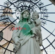 Salteños indignados: pintaron un pañuelo verde a la virgen de la Catedral 