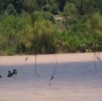 Tragedia en el Bermejo: el agua arrastró a varias personas y hay un muerto