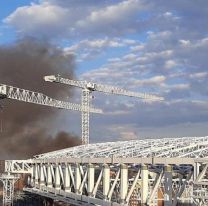 [IMPACTANTES IMÁGENES] Se incendio el Santiago Bernabéu, escenario de la final entre River y Boca