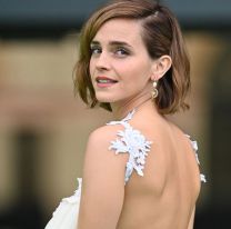 Emma Watson impactó con un vestido de novia y puso a todos a especular