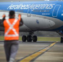 Aerolíneas Argentinas informó que podría cancelar vuelos por la ola de contagios