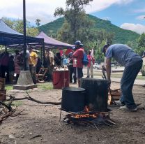 Vendedores quieren volver al parque San Martín y armaron una olla popular