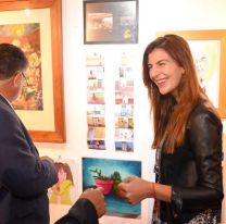 Bettina inauguró una muestra por la Fundación de Salta: "En Salta se respira arte"