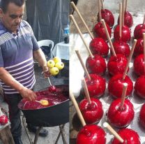 Vendedor ambulante hizo 1.500 manzanas confitadas y le cancelaron el pedido: "A ver..."