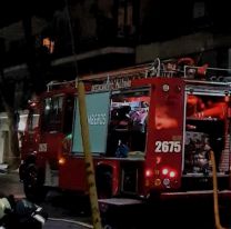 Terrible incendio en un edificio de Belgrano: hay un muerto y tres heridos [VIDEO]