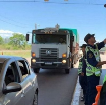Sin acullico para el fin de semana: secuestraron una camioneta "hasta arriba" de coca