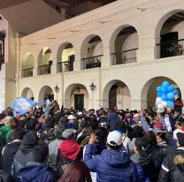 El pueblo quiere festejar: salteños coparon Plaza 9 de Julio y se desató la joda