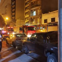 Desesperación y gritos en Salta: el autazo que explotó y se prendió fuego 