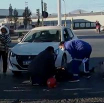 Accidente en Av. Tavella y Libano: una mujer quedó tendida en el asfalto