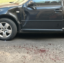 Violento choque entre un bondi y un auto en calle Mitre: "Me partiste dos dedos"