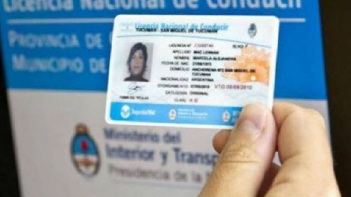 Cayó una banda que "vendía" licencias de conducir en Salta: había agentes prendidos