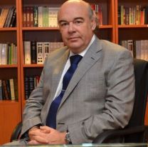 El ministro Abel Cornejo presentó su renuncia: lo hizo en pleno acto 