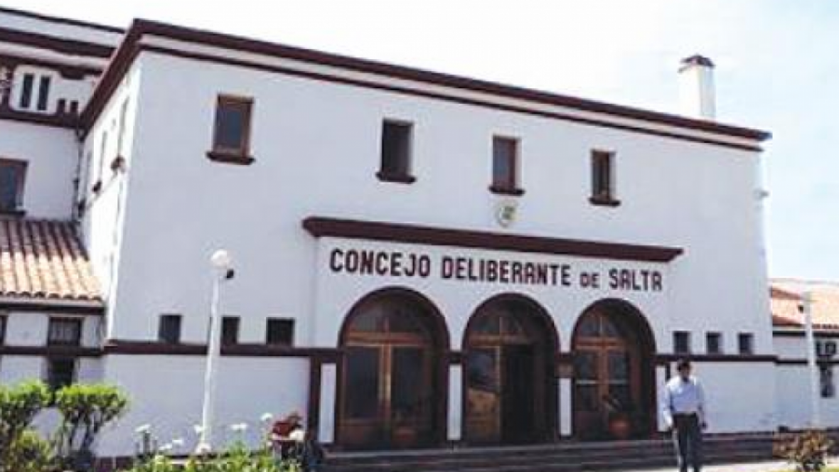 Concejales piden una ley de pirotecnia y que Güemes esté en los billetes de $200 pesos